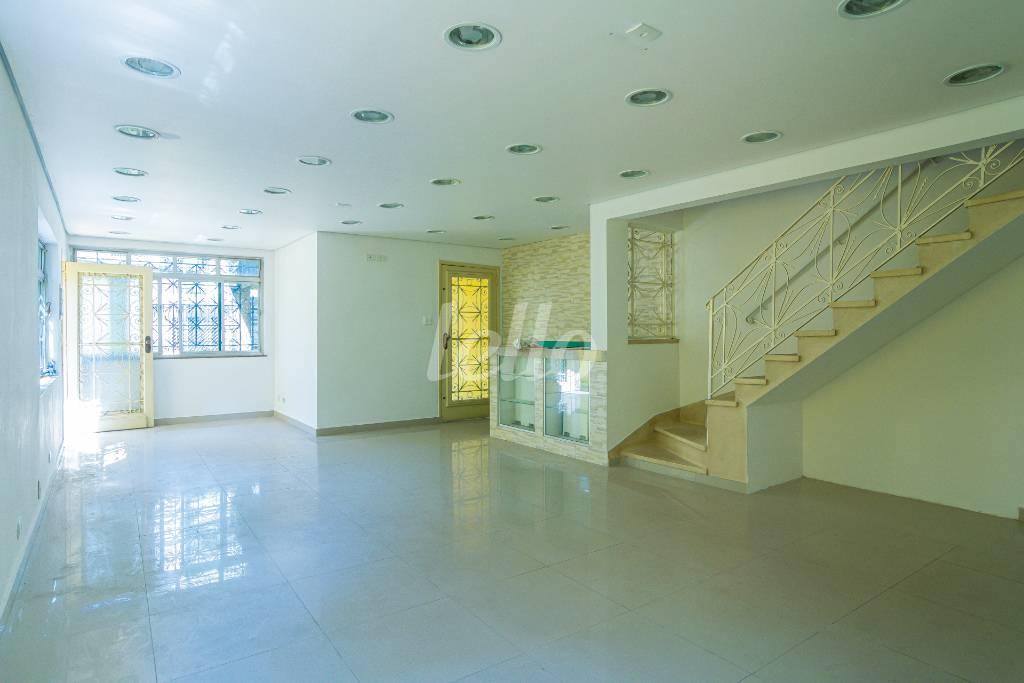 SALA de Casa para alugar, sobrado com 200 m², 3 quartos e 1 vaga em Vila Mariana - São Paulo
