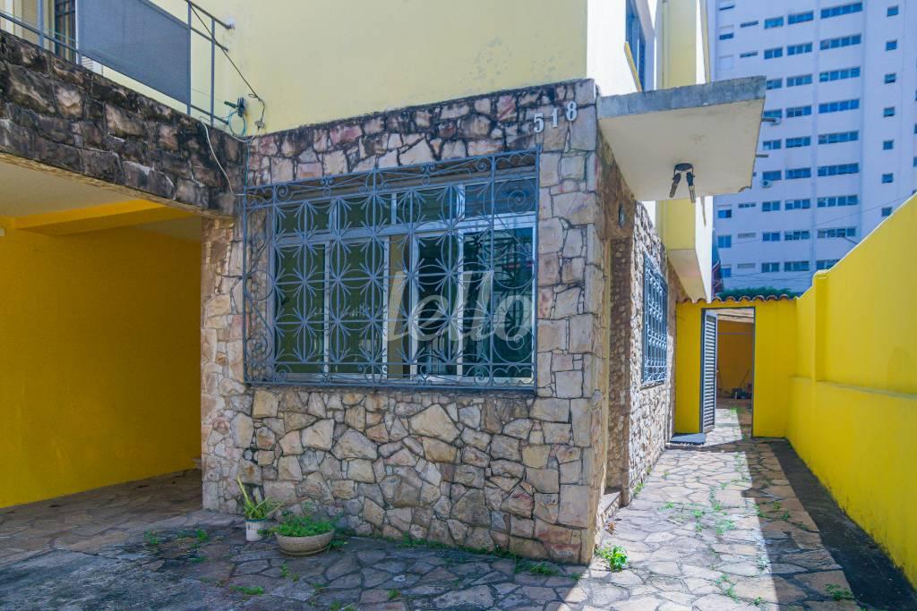 GARAGEM de Casa para alugar, sobrado com 200 m², 3 quartos e 1 vaga em Vila Mariana - São Paulo