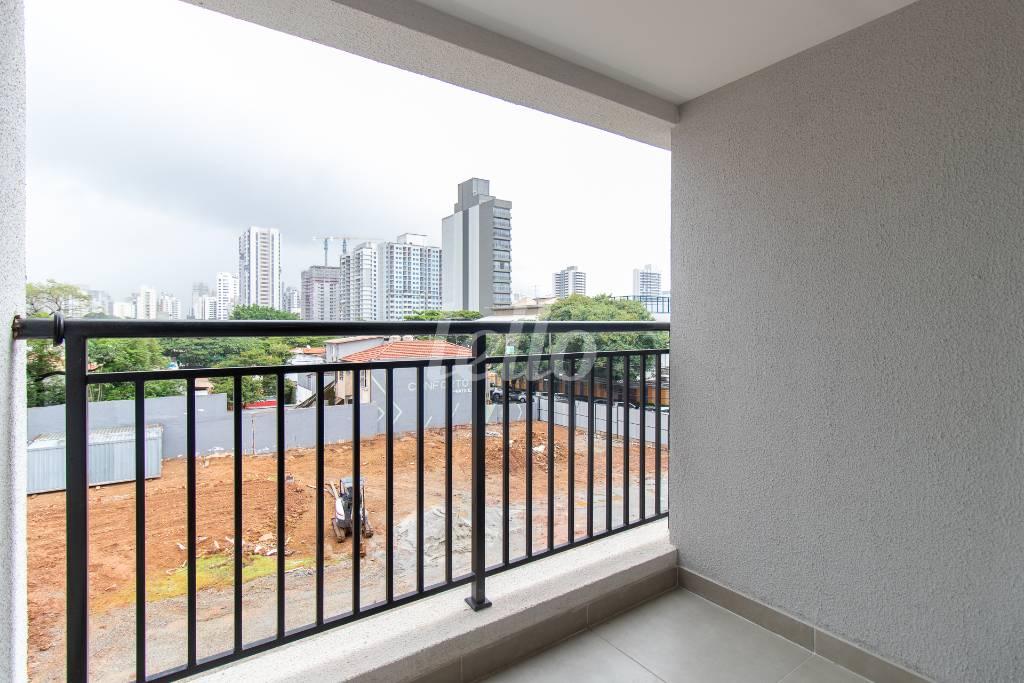 VARANDA de Apartamento à venda, Studio com 31 m², 1 quarto e em Indianópolis - São Paulo