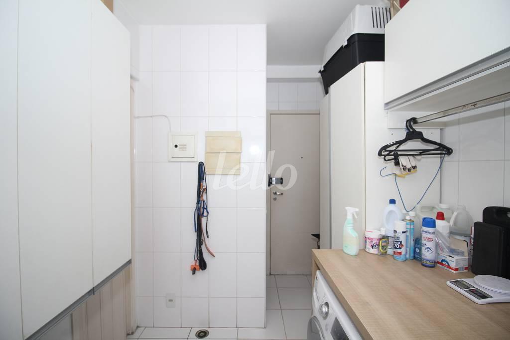 ÁREA DE SERVIÇO de Apartamento para alugar, Padrão com 140 m², 4 quartos e 2 vagas em Vila Cruzeiro - São Paulo