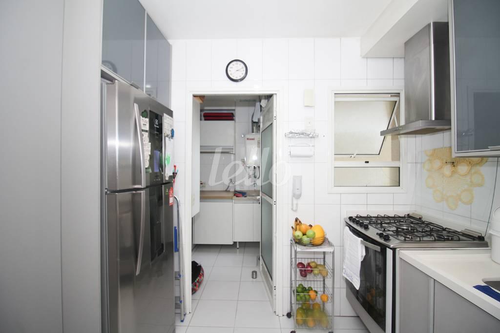 COZINHA de Apartamento para alugar, Padrão com 140 m², 4 quartos e 2 vagas em Vila Cruzeiro - São Paulo