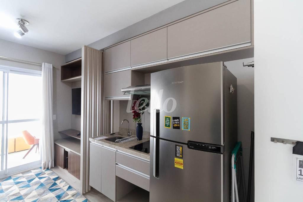 COZINHA de Apartamento para alugar, Padrão com 32 m², 1 quarto e 1 vaga em Pinheiros - São Paulo