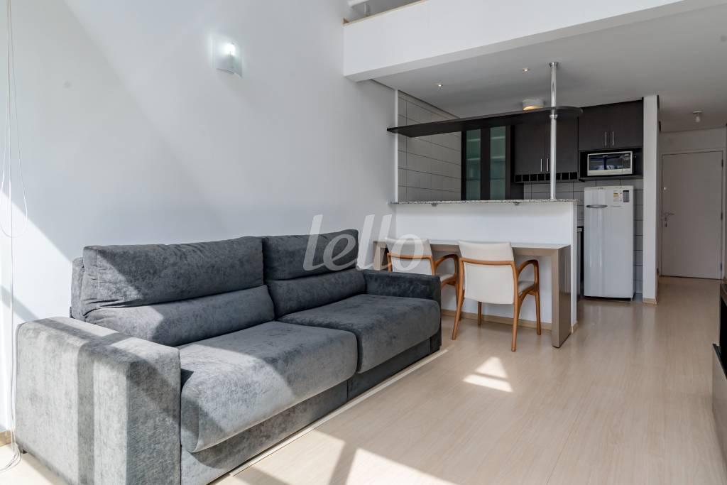 SALA de Apartamento para alugar, Padrão com 65 m², 2 quartos e 1 vaga em Pinheiros - São Paulo