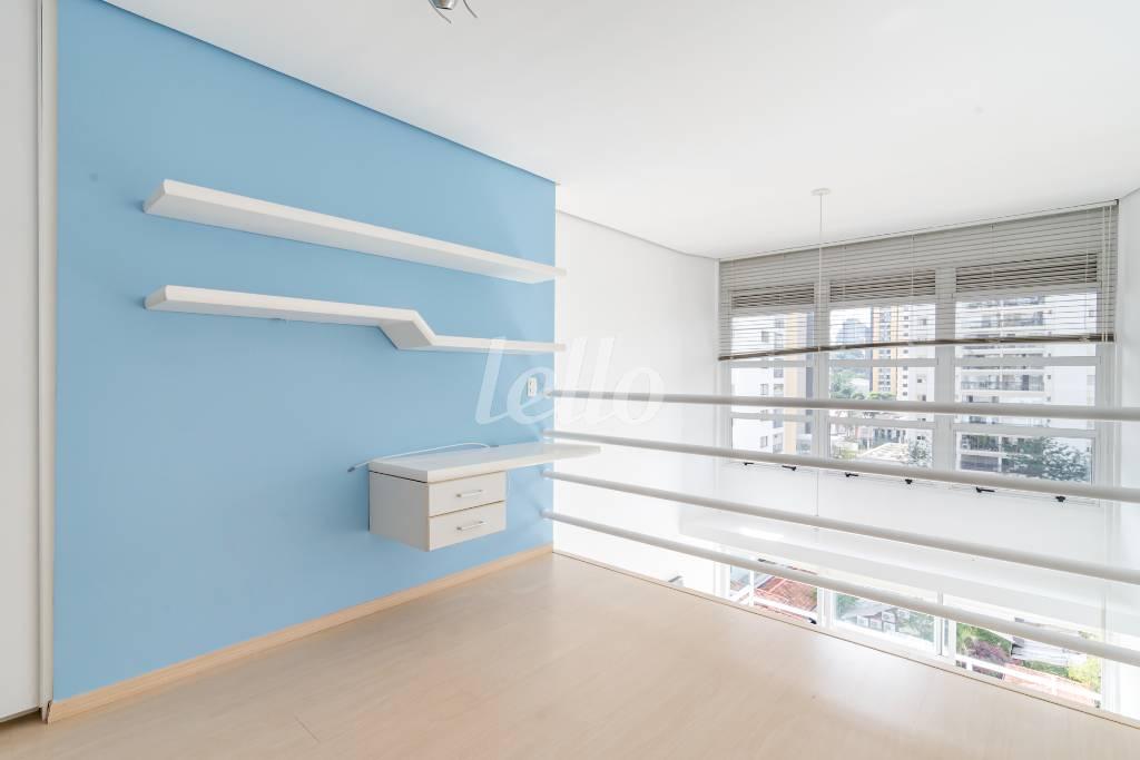 DORMITORIO de Apartamento para alugar, Padrão com 65 m², 2 quartos e 1 vaga em Pinheiros - São Paulo