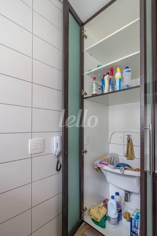 AREA DE SERVIÇO de Apartamento para alugar, Padrão com 65 m², 2 quartos e 1 vaga em Pinheiros - São Paulo