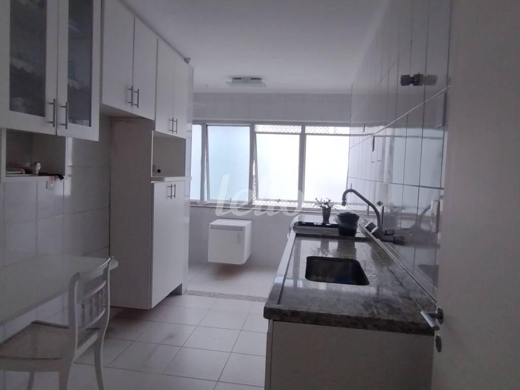 COZINHA de Apartamento à venda, Padrão com 79 m², 2 quartos e 1 vaga em Ipiranga - São Paulo