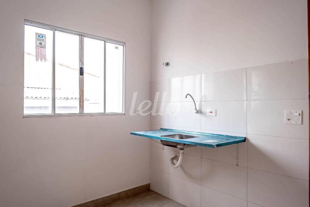 COZINHA de Apartamento para alugar, Padrão com 25 m², 1 quarto e em Vila Elze - São Paulo