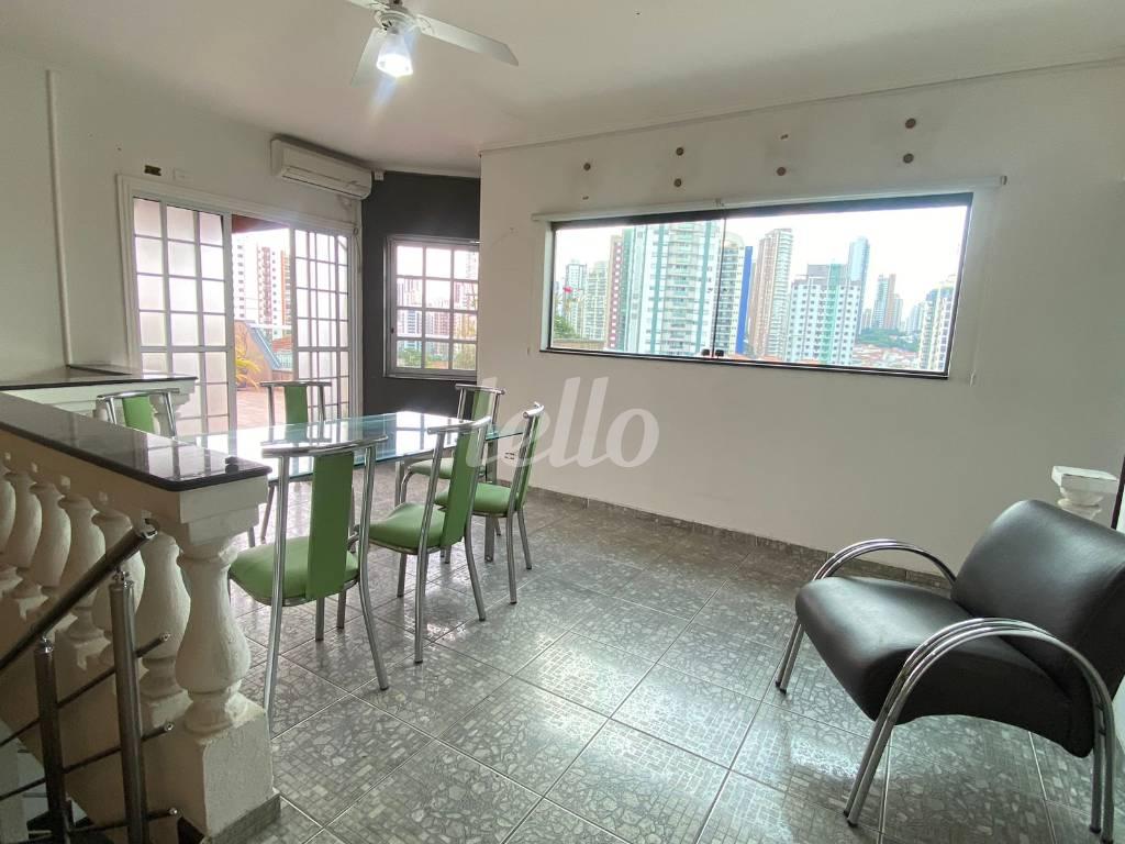 8 de Casa à venda, sobrado com 336 m², 2 quartos e 3 vagas em Vila Regente Feijó - São Paulo