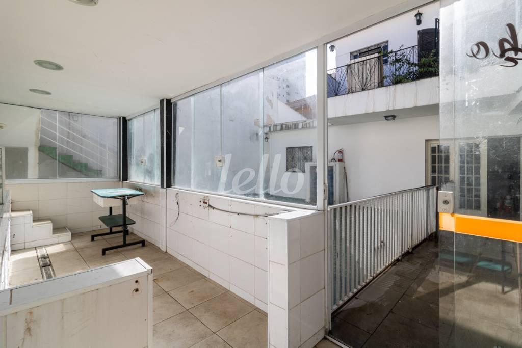ÁREA EXTERNA de Casa para alugar, sobrado com 250 m², e 4 vagas em Mooca - São Paulo