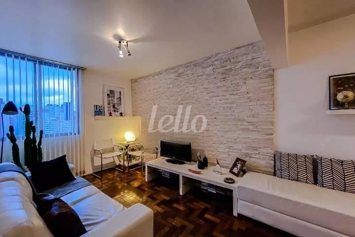 LIVING de Apartamento à venda, Padrão com 48 m², 2 quartos e 1 vaga em Vila Mariana - São Paulo