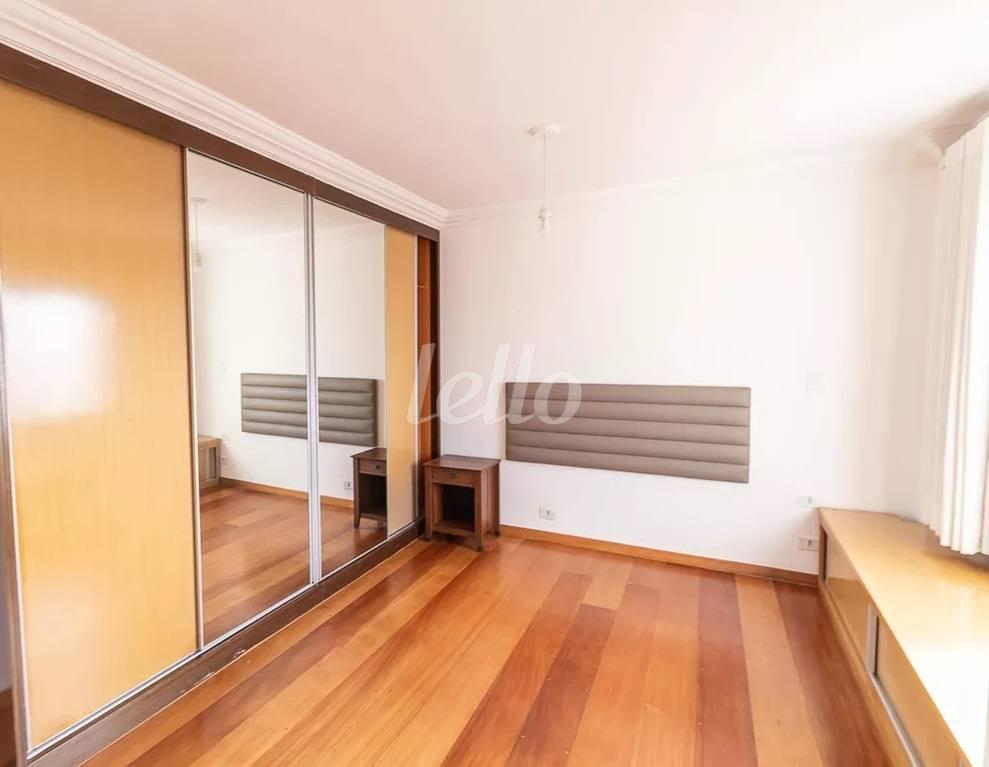 DORMITÓRIO de Apartamento à venda, Duplex com 107 m², 3 quartos e 1 vaga em Saúde - São Paulo