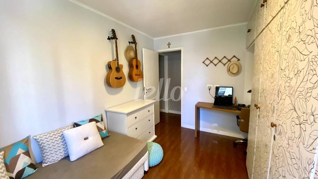 DORMITORIO de Apartamento à venda, Padrão com 73 m², 2 quartos e 1 vaga em Indianópolis - São Paulo
