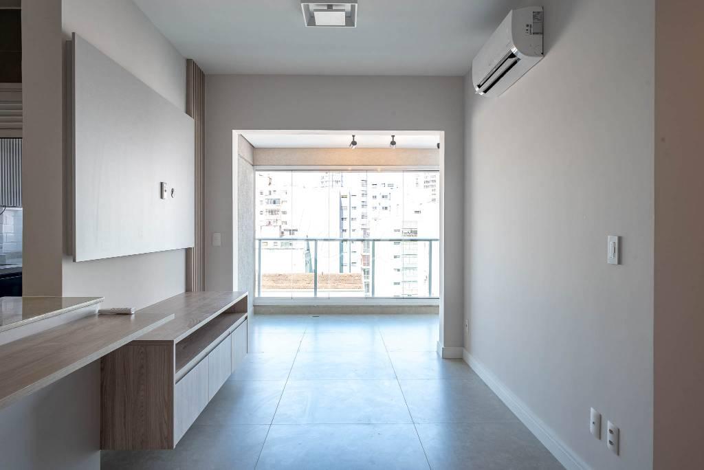 SALA de Apartamento à venda, Padrão com 64 m², 2 quartos e 1 vaga em Bela Vista - São Paulo