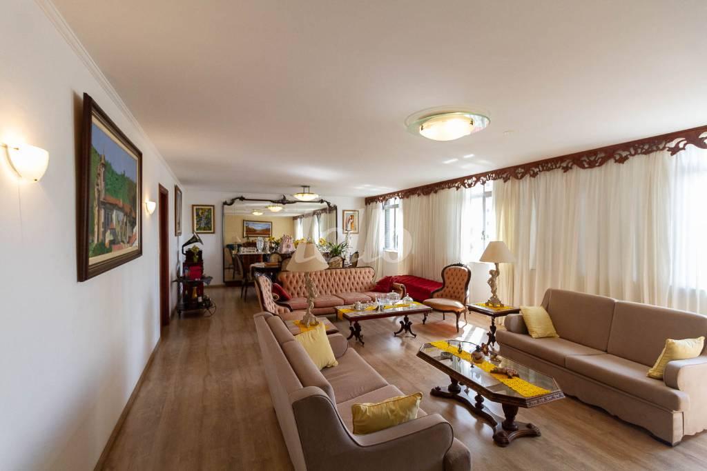 SALA de Apartamento para alugar, Padrão com 230 m², 4 quartos e 2 vagas em Santana - São Paulo
