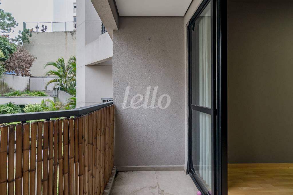 SACADA de Apartamento para alugar, Padrão com 65 m², 1 quarto e 2 vagas em Sumaré - São Paulo