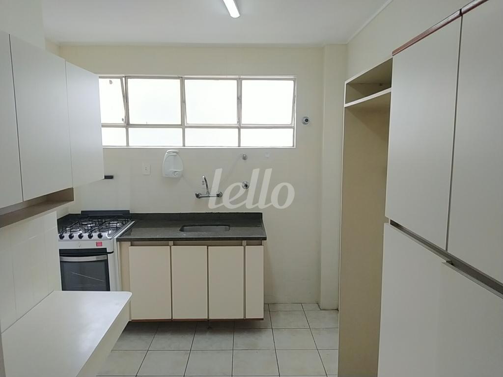 COZINHA de Apartamento à venda, Padrão com 70 m², 2 quartos e 1 vaga em Indianópolis - São Paulo