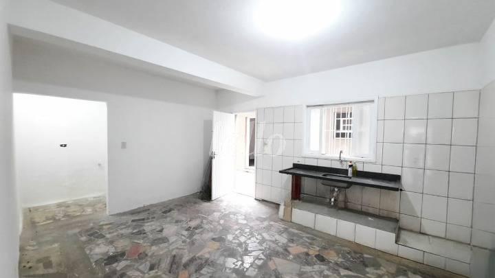 COZINHA de Casa para alugar, sobrado com 280 m², 6 quartos e 2 vagas em Vila Medeiros - São Paulo