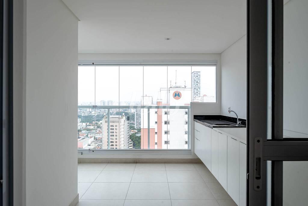 02SACADAVARANDA_001 de Apartamento para alugar, Padrão com 68 m², 2 quartos e 1 vaga em Vila Gomes Cardim - São Paulo