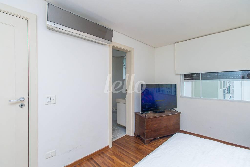 DORMITORIO 1 de Apartamento para alugar, Duplex com 300 m², 3 quartos e 2 vagas em Itaim Bibi - São Paulo