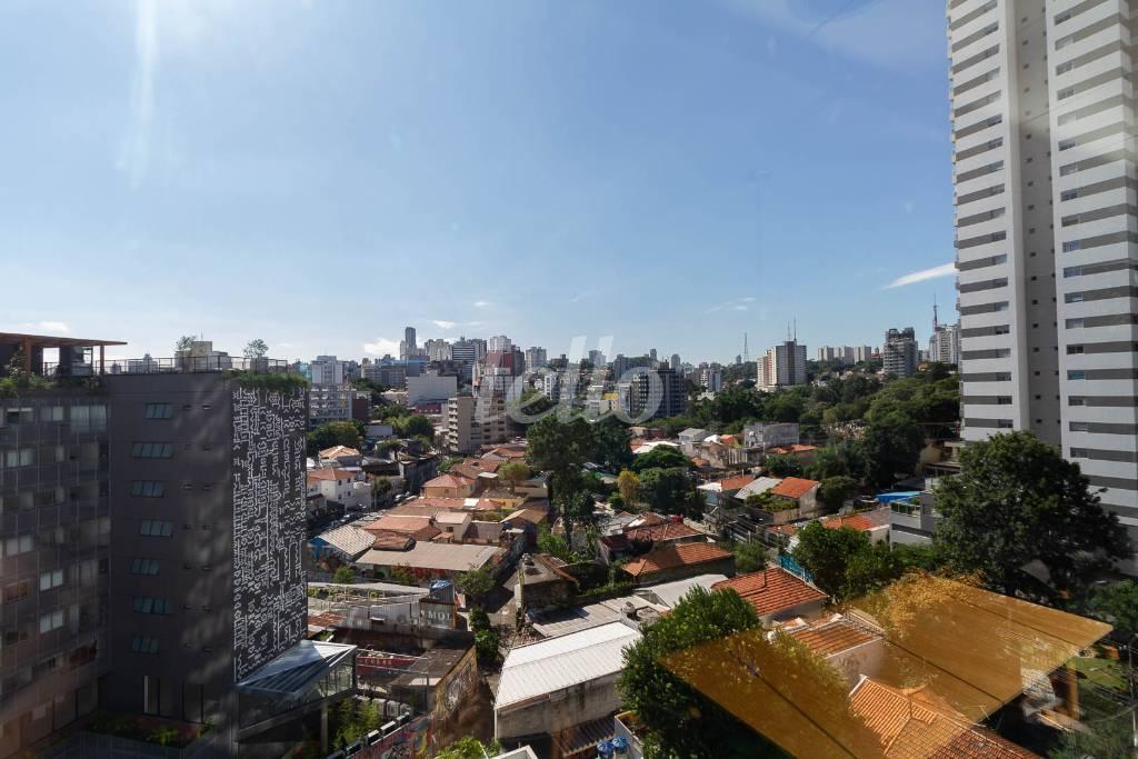 VARANDA de Apartamento para alugar, Padrão com 85 m², 2 quartos e 2 vagas em Pinheiros - São Paulo