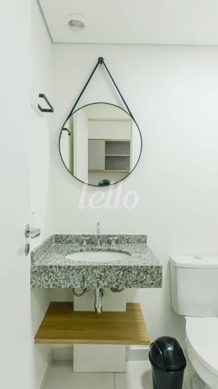 BANHEIRO SOCIAL de Apartamento para alugar, Padrão com 25 m², 1 quarto e em Vila Mariana - São Paulo