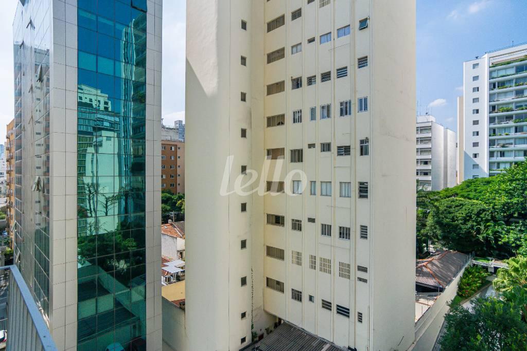 SACADA de Apartamento para alugar, Padrão com 74 m², 2 quartos e 1 vaga em Pinheiros - São Paulo