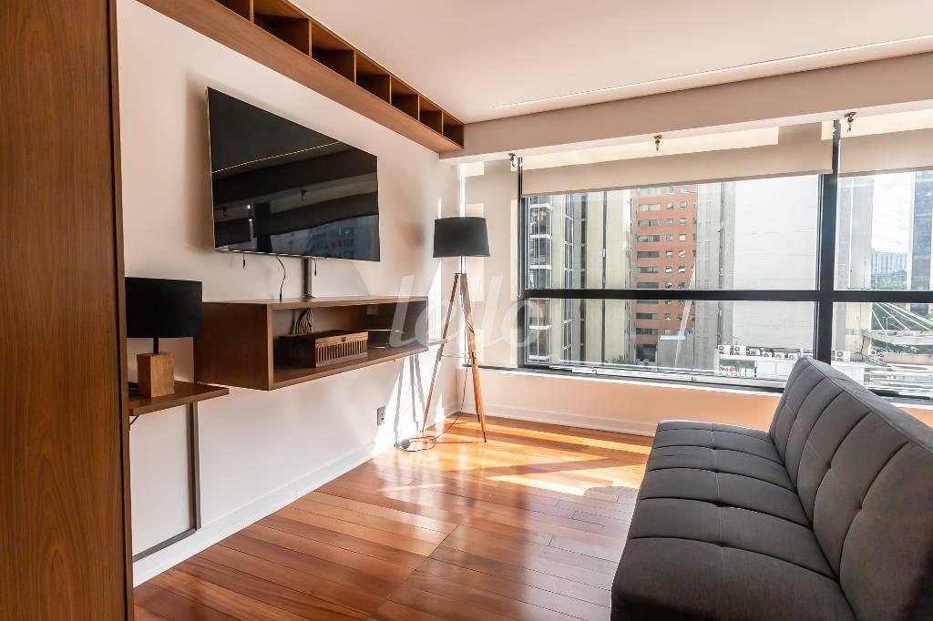 SALA de Apartamento para alugar, Duplex com 64 m², 1 quarto e 1 vaga em Vila Olímpia - São Paulo