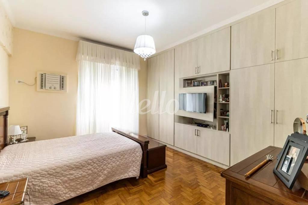 SUÍTE 2 de Apartamento para alugar, Padrão com 194 m², 3 quartos e em Santa Cecília - São Paulo