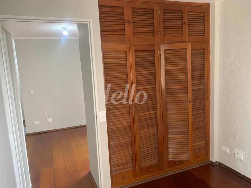 9 de Apartamento à venda, Padrão com 50 m², 1 quarto e 1 vaga em Vila Paiva - São Paulo