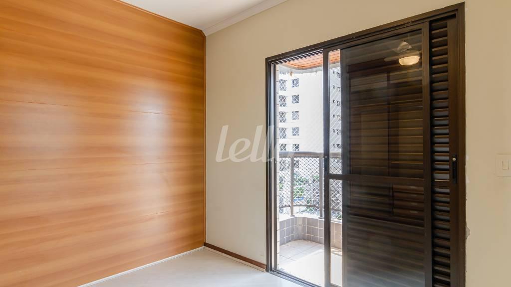 SUITE de Apartamento para alugar, Padrão com 140 m², 2 quartos e 3 vagas em Jardim da Saúde - São Paulo