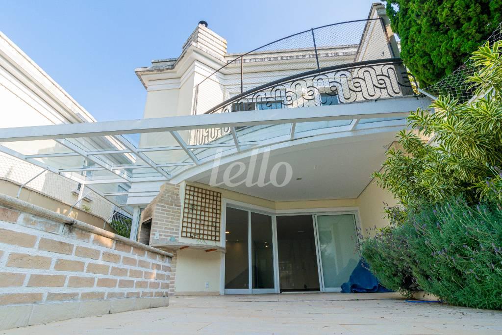 AREA DE LAZER de Casa para alugar, sobrado com 398 m², 5 quartos e 4 vagas em Jardim Panorama - São Paulo