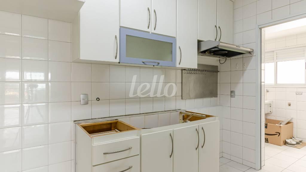 09COZINHA_001 de Apartamento para alugar, Padrão com 132 m², 4 quartos e 3 vagas em Vila Clementino - São Paulo