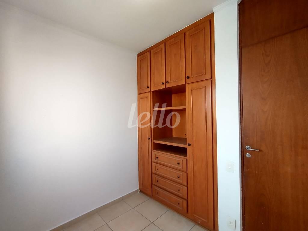 DORMITÓRIO 3 de Apartamento para alugar, Padrão com 70 m², 3 quartos e 1 vaga em Vila Graciosa - São Paulo