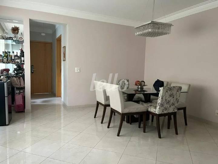 LIVING de Apartamento à venda, Padrão com 124 m², 3 quartos e 2 vagas em Vila Clementino - São Paulo