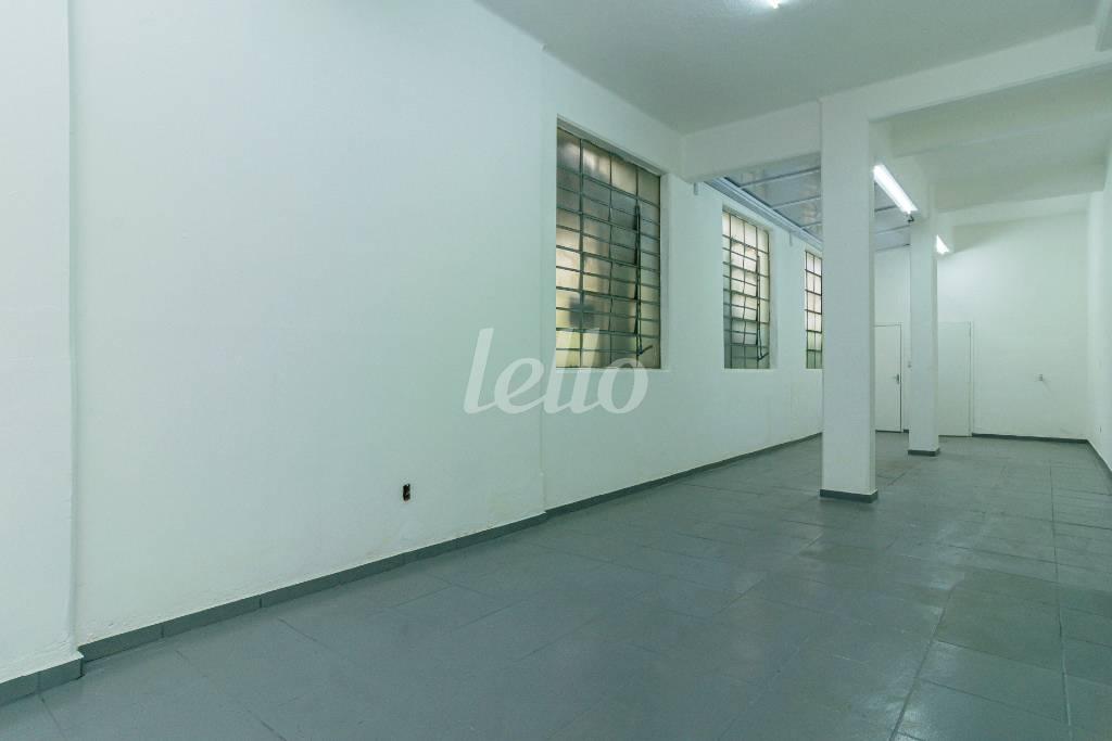 SALA de Salão para alugar, Padrão com 109 m², e em Vila Buarque - São Paulo