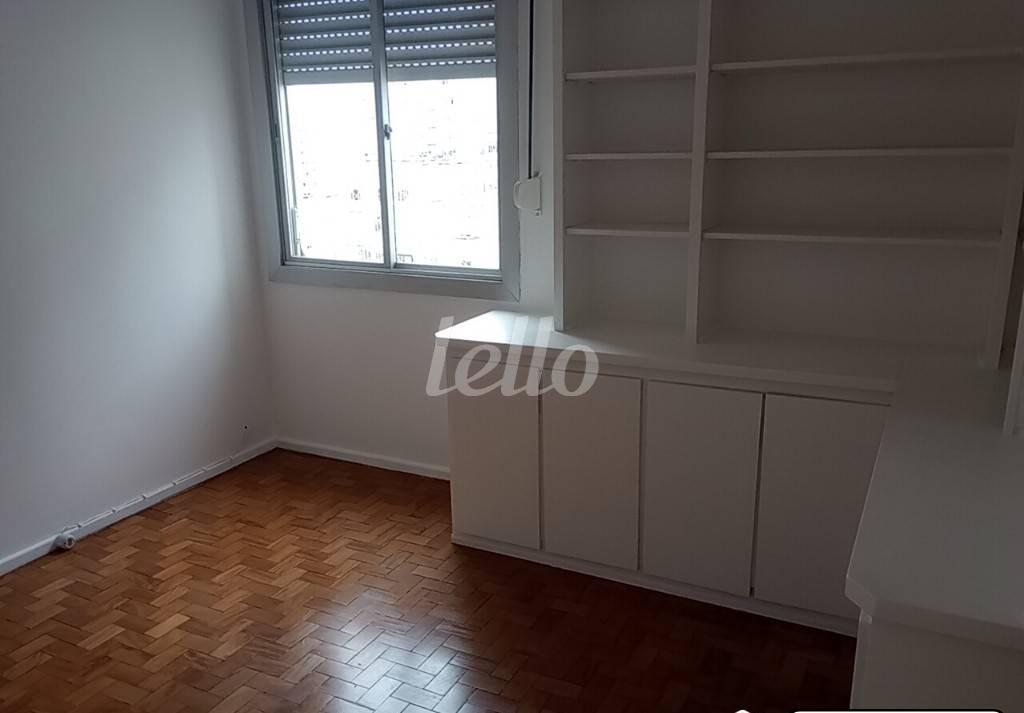 8-QUARTO-002 de Apartamento para alugar, Padrão com 230 m², 3 quartos e 1 vaga em Higienópolis - São Paulo