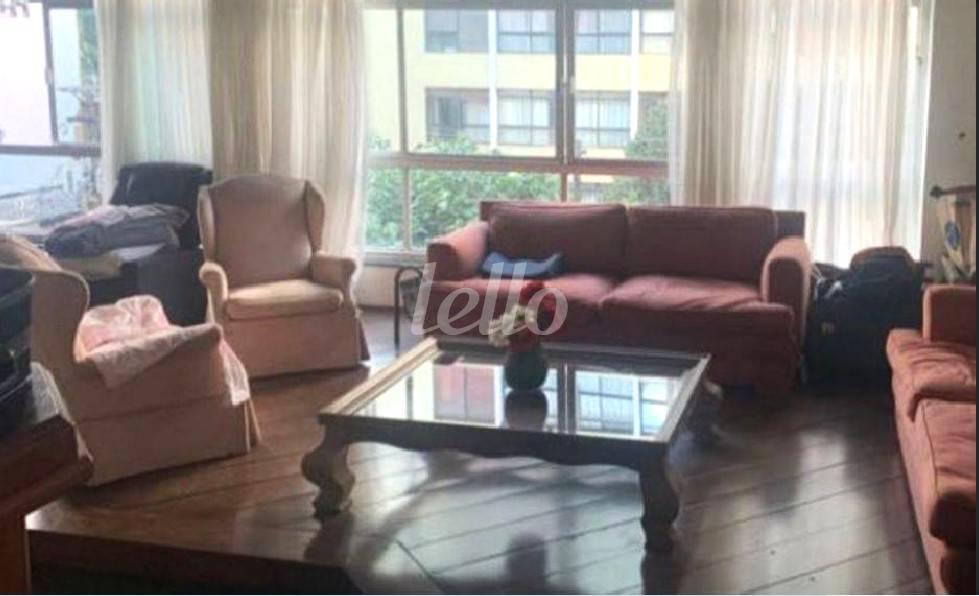 SALA de Apartamento à venda, Padrão com 210 m², 3 quartos e 2 vagas em Paraíso - São Paulo