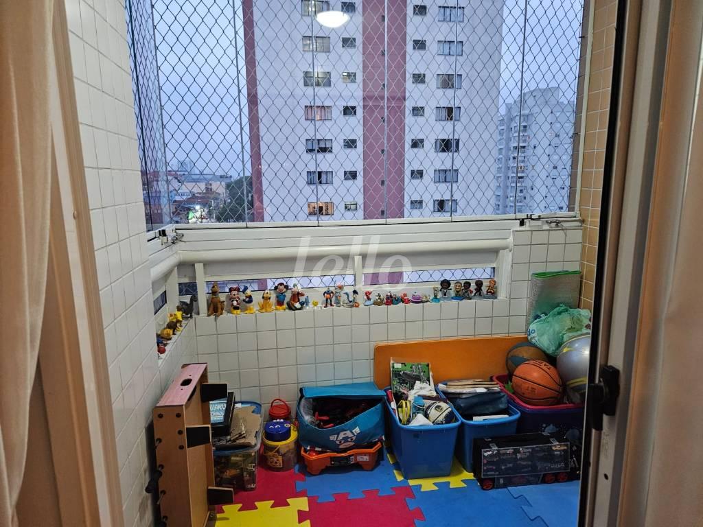 SACADA de Apartamento à venda, Padrão com 67 m², 3 quartos e 1 vaga em Mooca - São Paulo