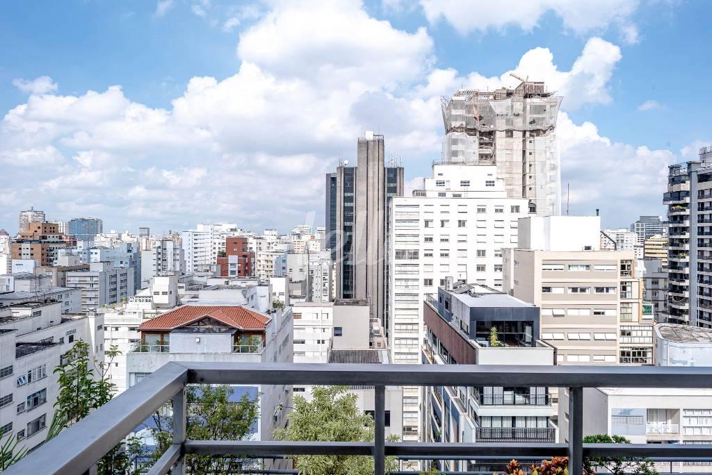 VISTA de Apartamento à venda, Padrão com 180 m², 3 quartos e 2 vagas em Higienópolis - São Paulo