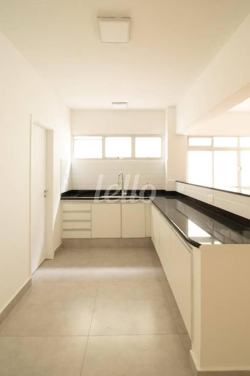 COZINHA de Apartamento à venda, Padrão com 80 m², 3 quartos e 1 vaga em Vila Gomes Cardim - São Paulo