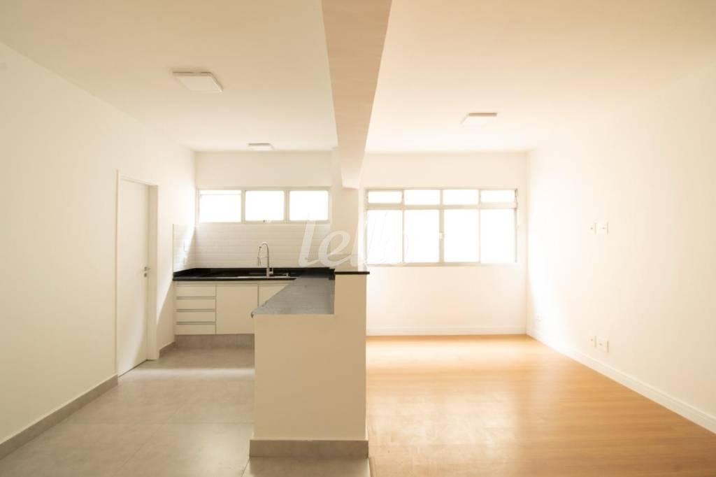 ENTRADA PRINCIPAL de Apartamento à venda, Padrão com 80 m², 3 quartos e 1 vaga em Vila Gomes Cardim - São Paulo