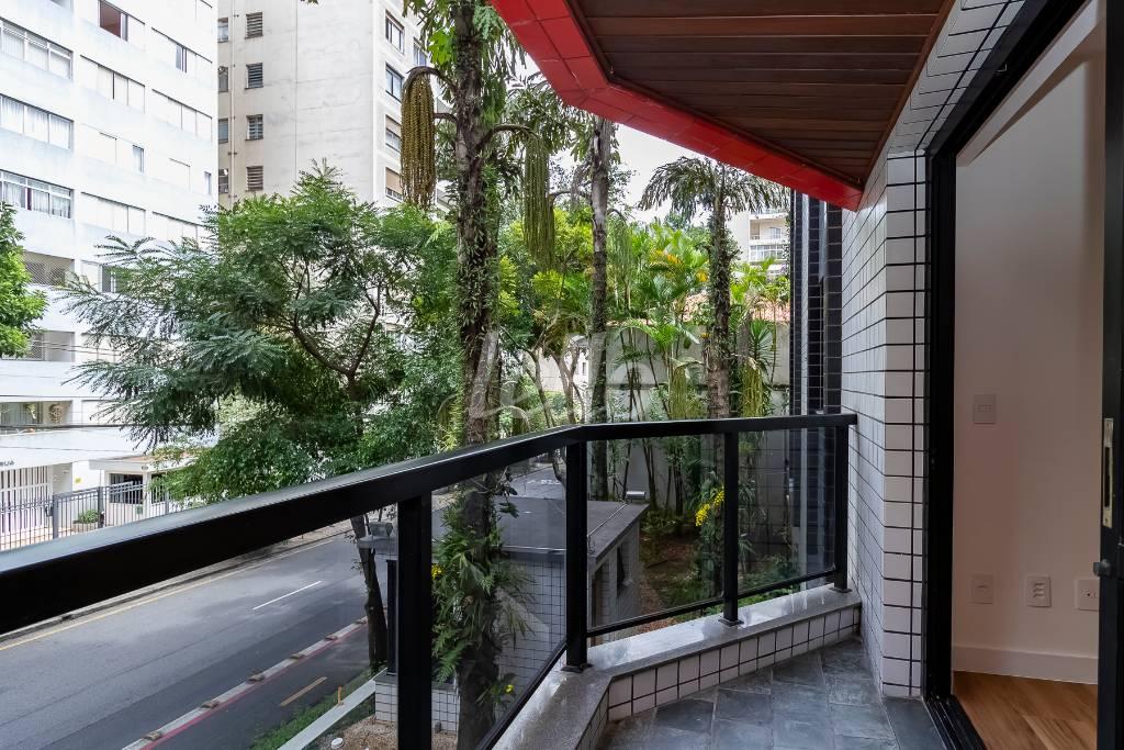 TERRAÇO de Apartamento à venda, Padrão com 79 m², 2 quartos e 1 vaga em Higienópolis - São Paulo