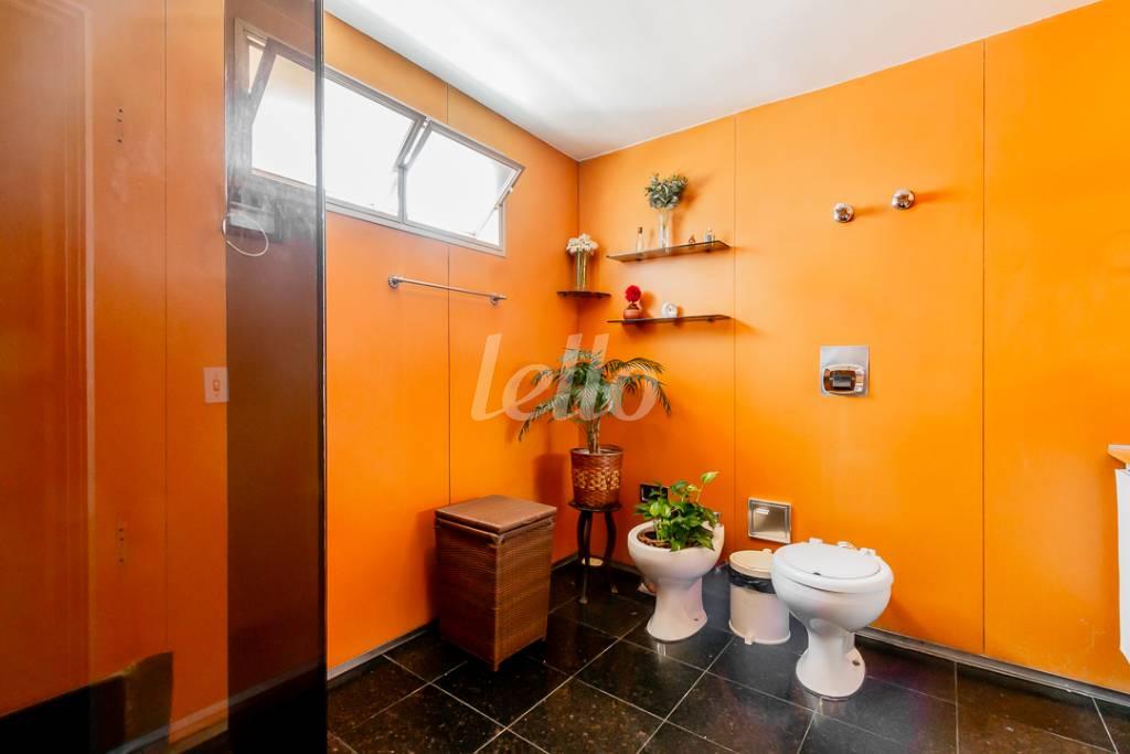 BANHEIRO de Apartamento à venda, Padrão com 149 m², 3 quartos e 1 vaga em Perdizes - São Paulo