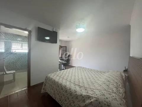 DORMITÓRIO de Casa à venda, sobrado com 220 m², 3 quartos e 2 vagas em Vila Humaita - Santo André