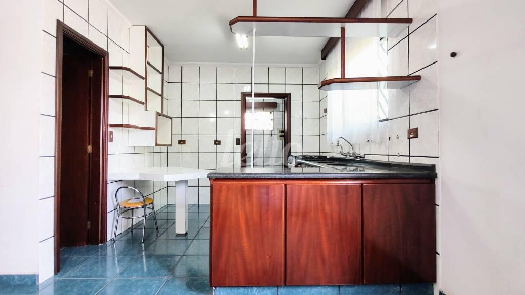 COZINHA de Casa à venda, sobrado com 410 m², 3 quartos e 6 vagas em Vila Zelina - São Paulo
