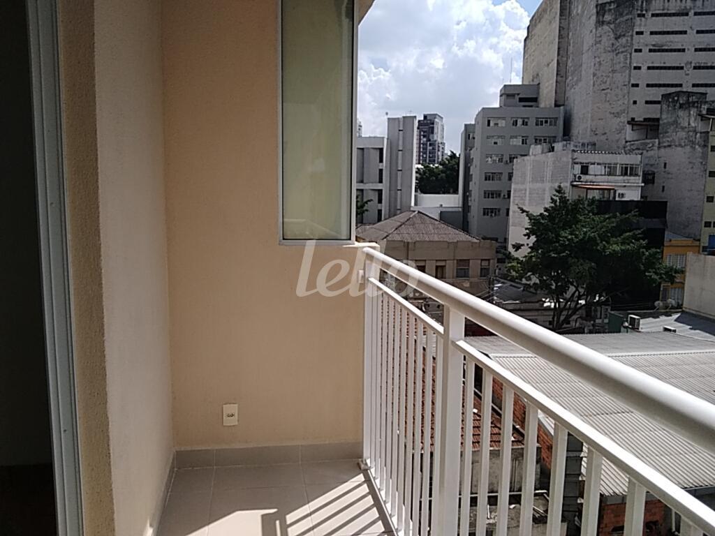 3-SACADA-002.JPG de Apartamento para alugar, Kitnet com 28 m², 1 quarto e em Liberdade - São Paulo