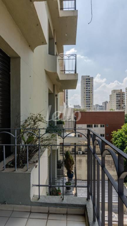 VARANDA de Apartamento para alugar, Padrão com 78 m², 2 quartos e 1 vaga em Saúde - São Paulo