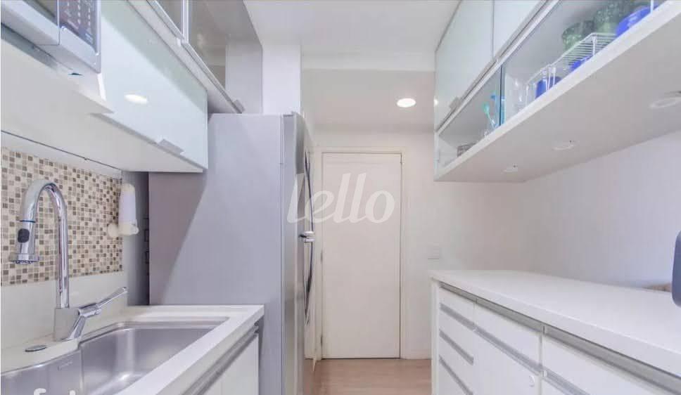 COZINHA de Apartamento à venda, Padrão com 65 m², 3 quartos e 1 vaga em Cambuci - São Paulo