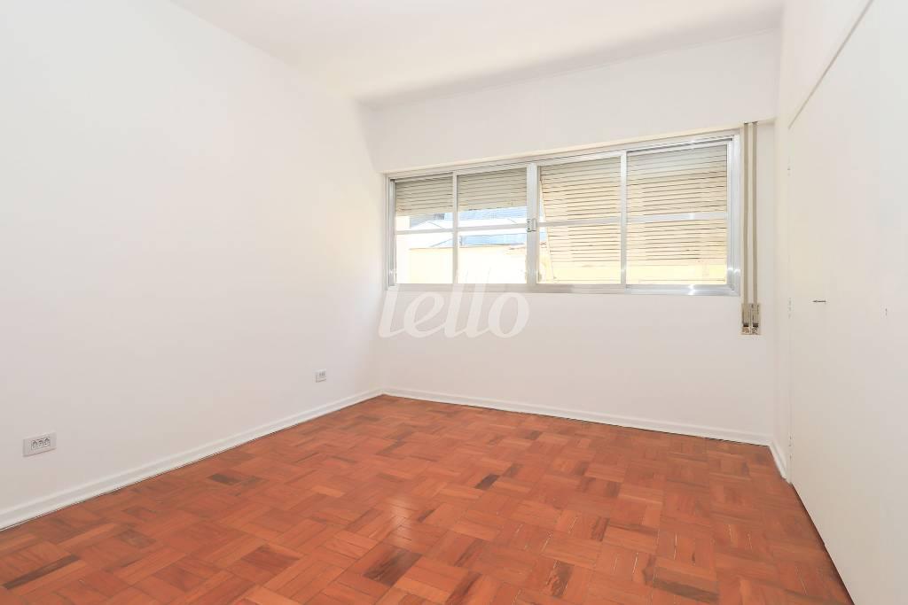 SUITE de Apartamento para alugar, Padrão com 198 m², 3 quartos e 2 vagas em Jardim Paulista - São Paulo