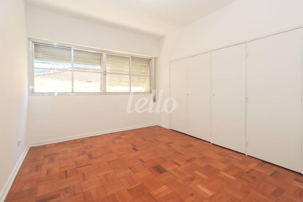 SUITE de Apartamento para alugar, Padrão com 198 m², 3 quartos e 2 vagas em Jardim Paulista - São Paulo